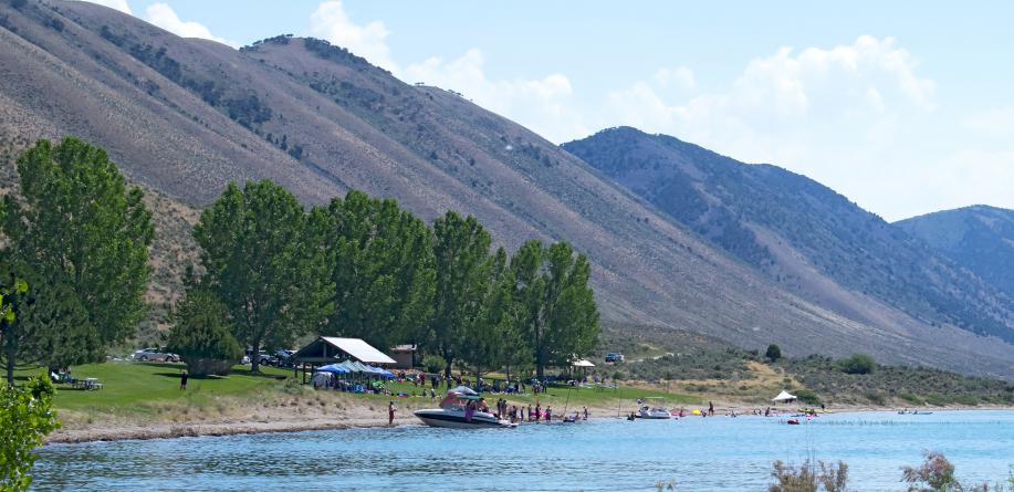 Bear Lake East Side Day Use Area
