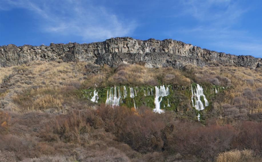 Minnie Miller Springs at Ritter Island
