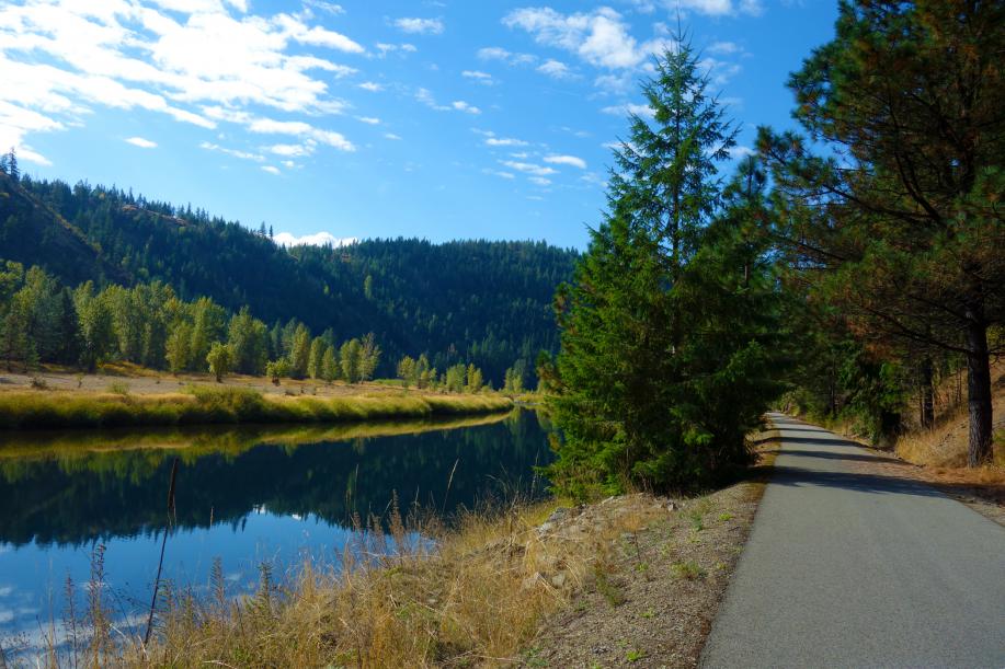 Spring views from the trail